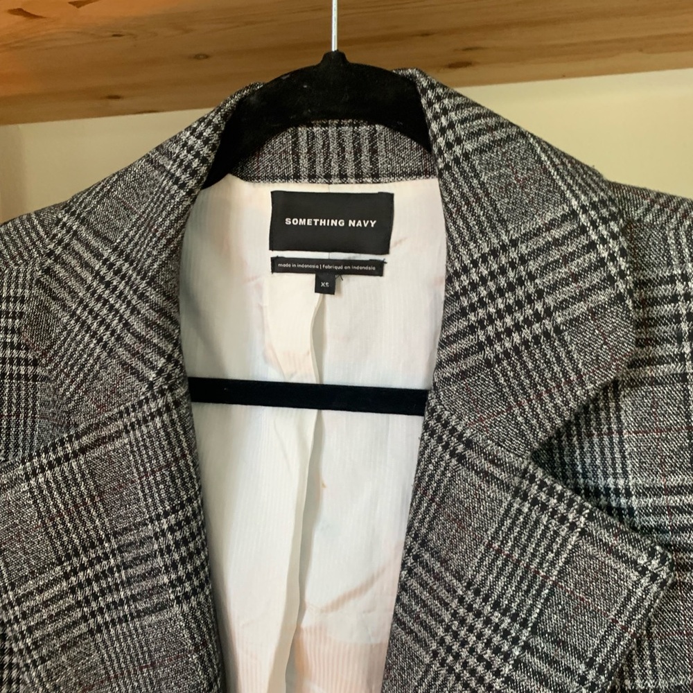 Grey and black plaid double-breasted overcoat. Something Navy, XS.